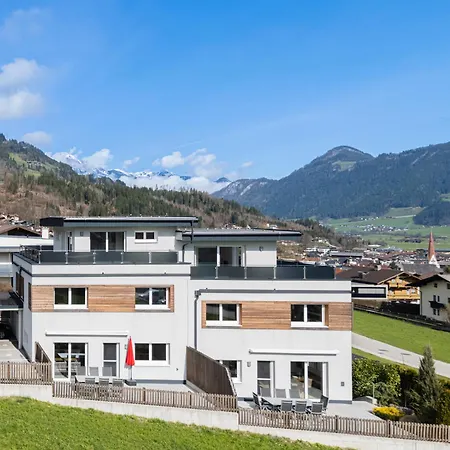 H19: Modern Wellness Retreat with Panoramic Rooftop Terrace Fuegen Exterior photo