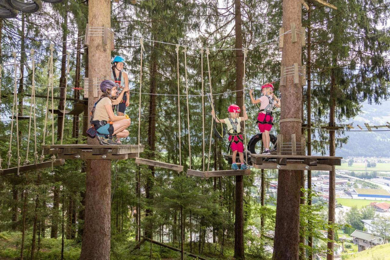 H19 - Modernes 145qm, 3sz, Wellnessbereich Mit Sauna Und Dachterrasse Mit Panoramablick, Kuehlen Und Heizen Mit Geothermie Hébergement de vacances Fügen