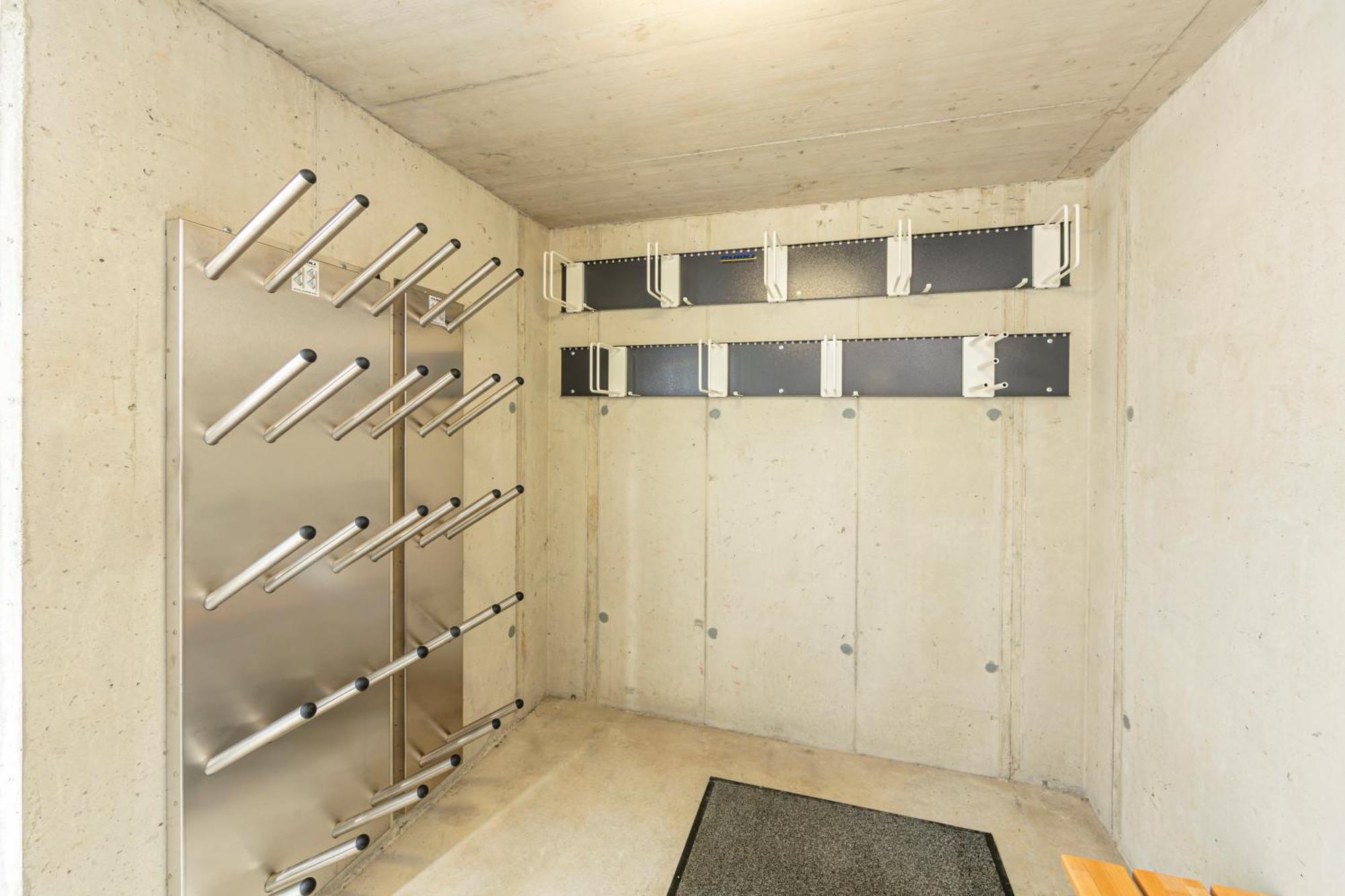 H19 - Modernes 145qm, 3sz, Wellnessbereich Mit Sauna Und Dachterrasse Mit Panoramablick, Kuehlen Und Heizen Mit Geothermie Hébergement de vacances *